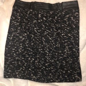 Ann Taylor tweed boucle and faux leather skirt